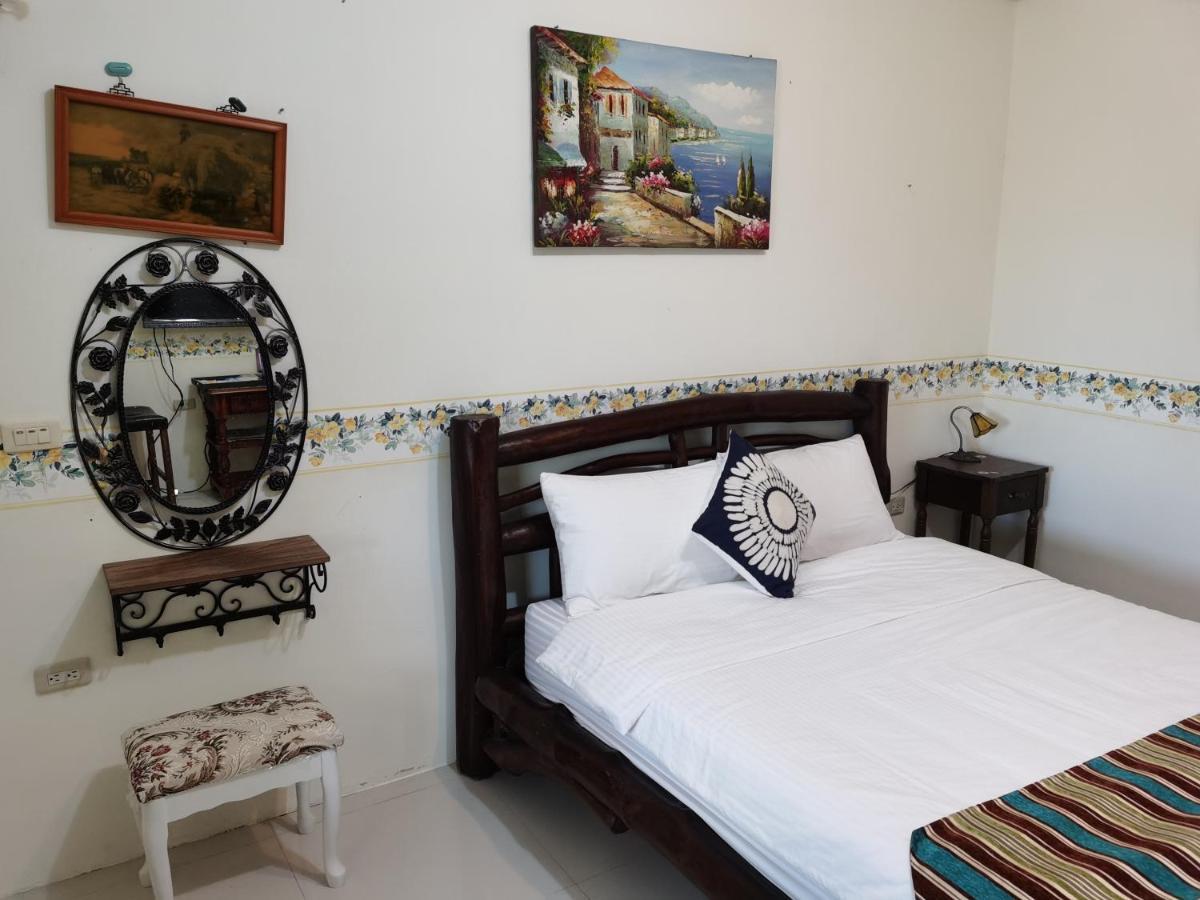 Bed and Breakfast Golden Mary T'ai-tung Esterno foto